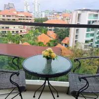 Nice Studio for rent The Peak tower thumbnail
