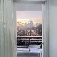 Spacious Coastal Residence-The Ocean Pearl Condominium thumbnail