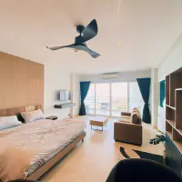 Live The High Life - Beautiful Renovated Studio In Jomtien thumbnail