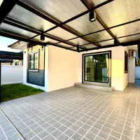 𝘾𝙤𝙢𝙛𝙤𝙧𝙩𝙖𝙗𝙡𝙚 𝙁𝙖𝙢𝙞𝙡𝙮 𝙃𝙤𝙢𝙚 – 𝙍𝙖𝙩𝙩𝙖𝙣𝙖𝙠𝙤𝙧𝙣 𝙑𝙞𝙡𝙡𝙖𝙜𝙚 𝟭𝟴 thumbnail