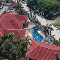 Discover exceptional space and privacy in this impressive 4-bedroom house, thumbnail