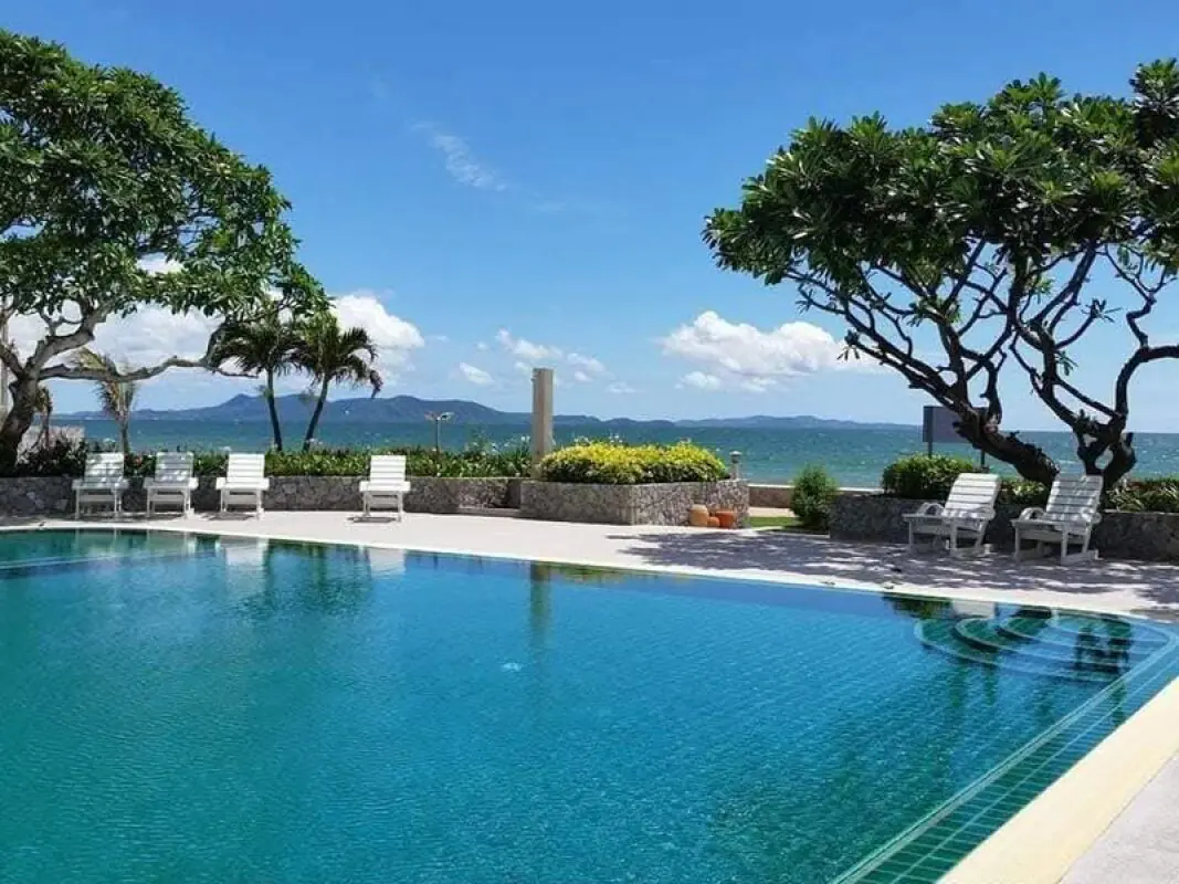 Chom Talay Resort