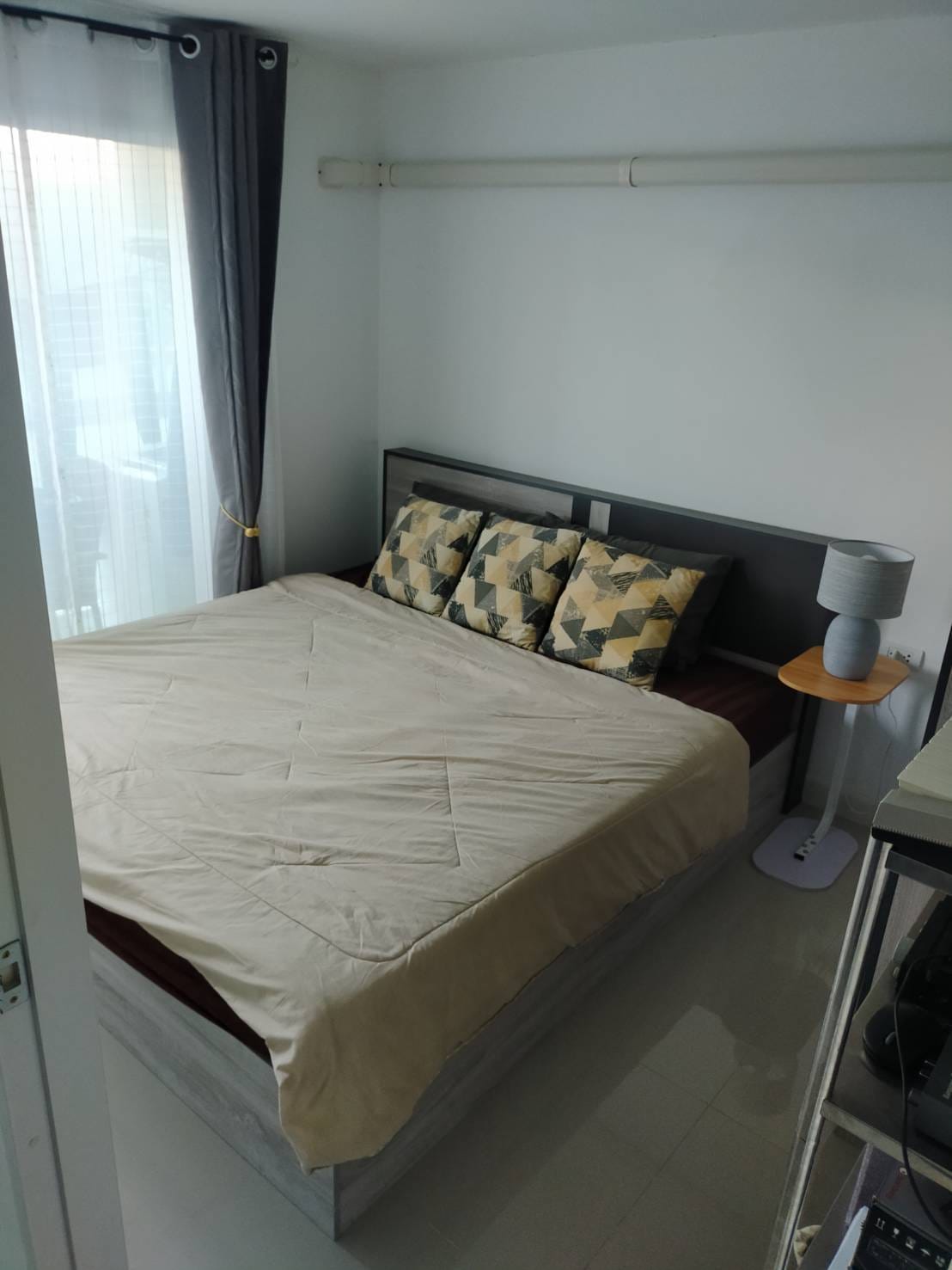 BANG SARAY BEACH CONDOMINIUM FOR SALE thumbnail