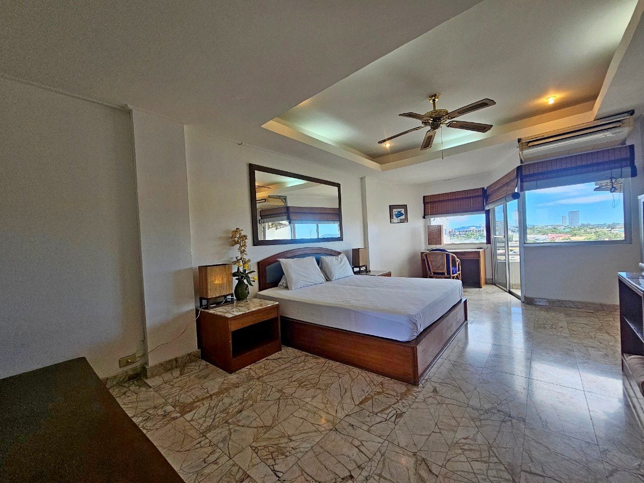 Sea View Condo For Sale at Sompong Condo thumbnail