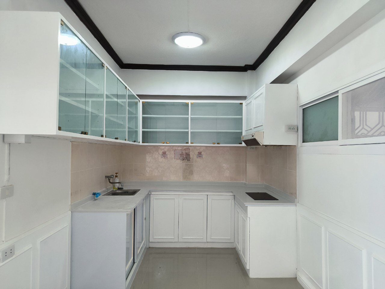 Sea View Condo For Sale at Sompong Condo thumbnail