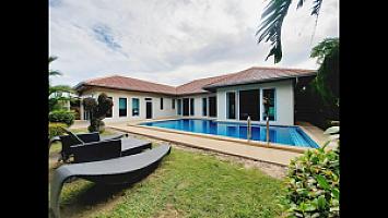 Pool Villa For Sale Near Mabprachan Lake