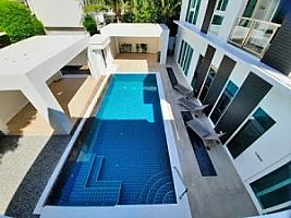Palm Oasis Pool Villa-5 Bedrooms house in Jomtien for sale 28,000,000 Baht in