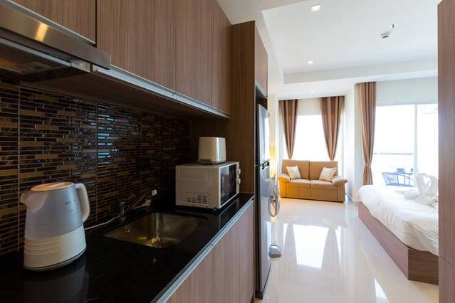 Seaside Compact Studio-Nam Talay Condominium,na Jomtien thumbnail