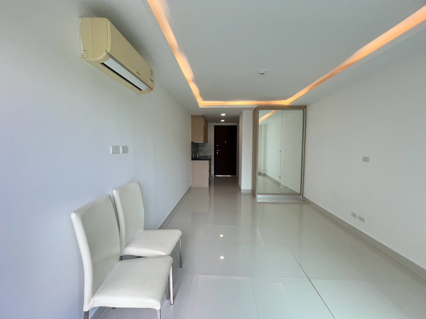 Poolside Investment Opportunity - Laguna Beach Resort 3 The Maldives, Jomtien thumbnail