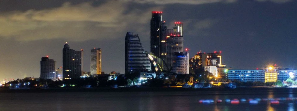Wong Amat – Wong Amat Skyline