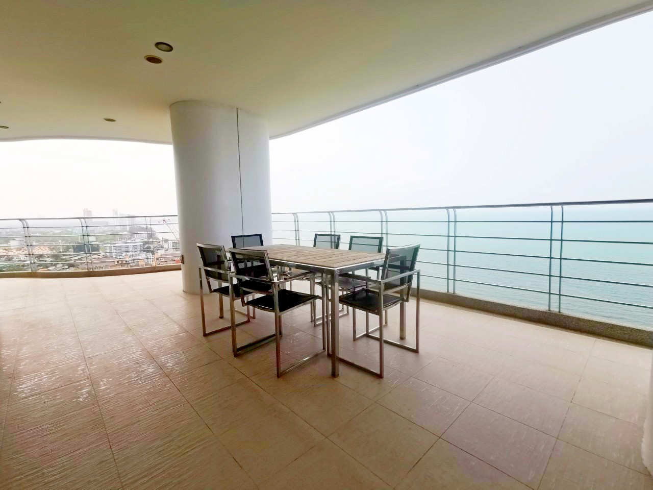 Sea View Condo For Sale at The Residence At Dream for sale in Jomtien