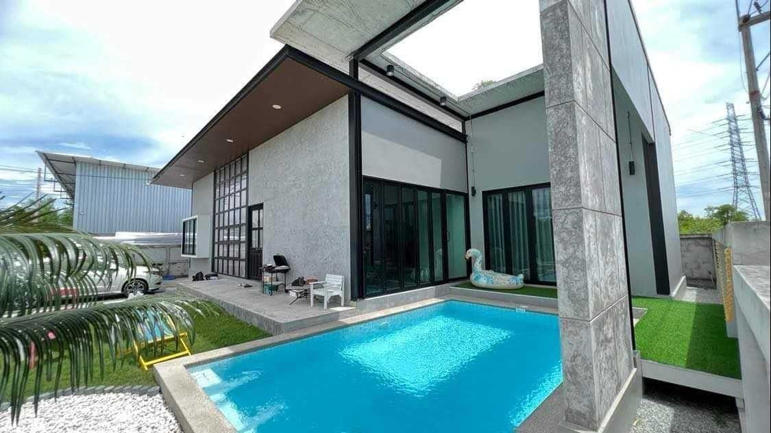 Pool Villa  For Sale and Rent at Hauiyai for sale in Huay Yai