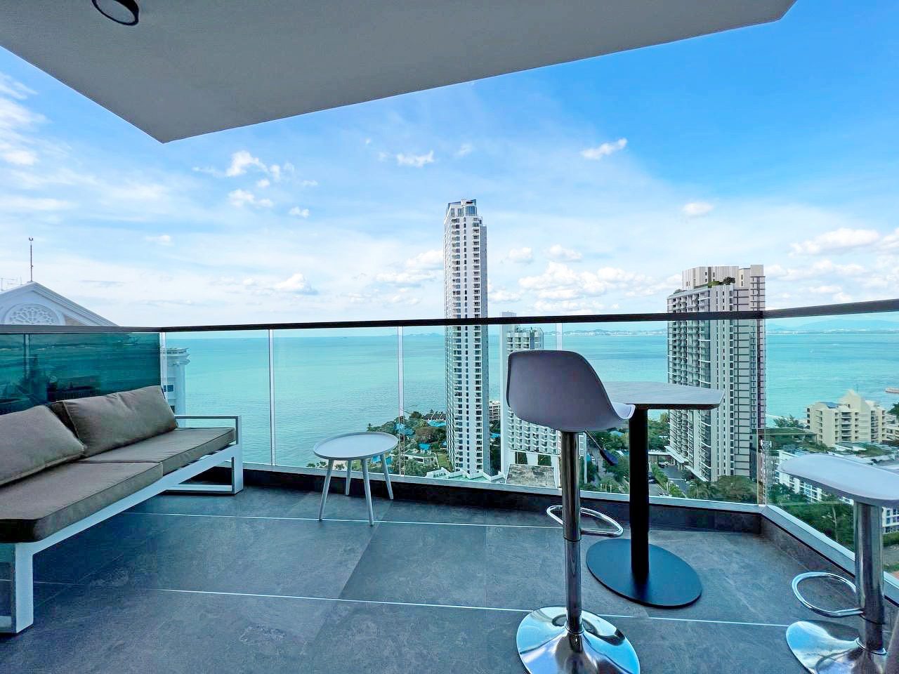 Sea View Condo for sale at Wong Amart Tower