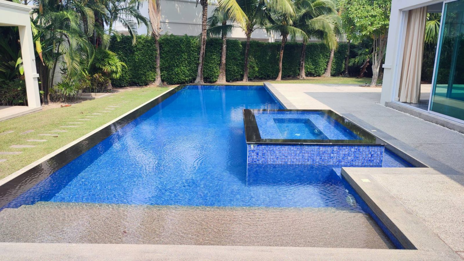 Pool villa House for Rent Vineyard3 for sale in Huay Yai
