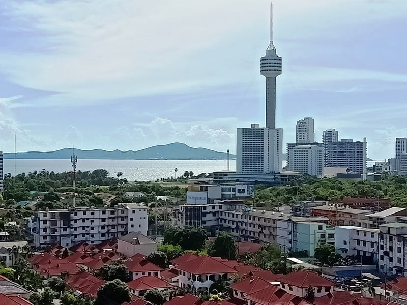 Studio Seaview Condo For Rent