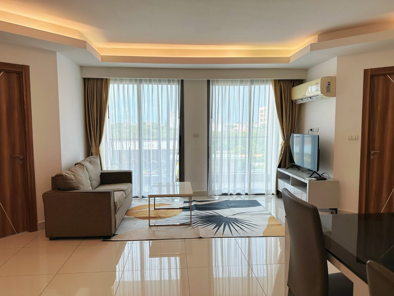 Spacious 2-Bedroom Apartment for Sale in Laguna Beach Resort 2, Jomtien