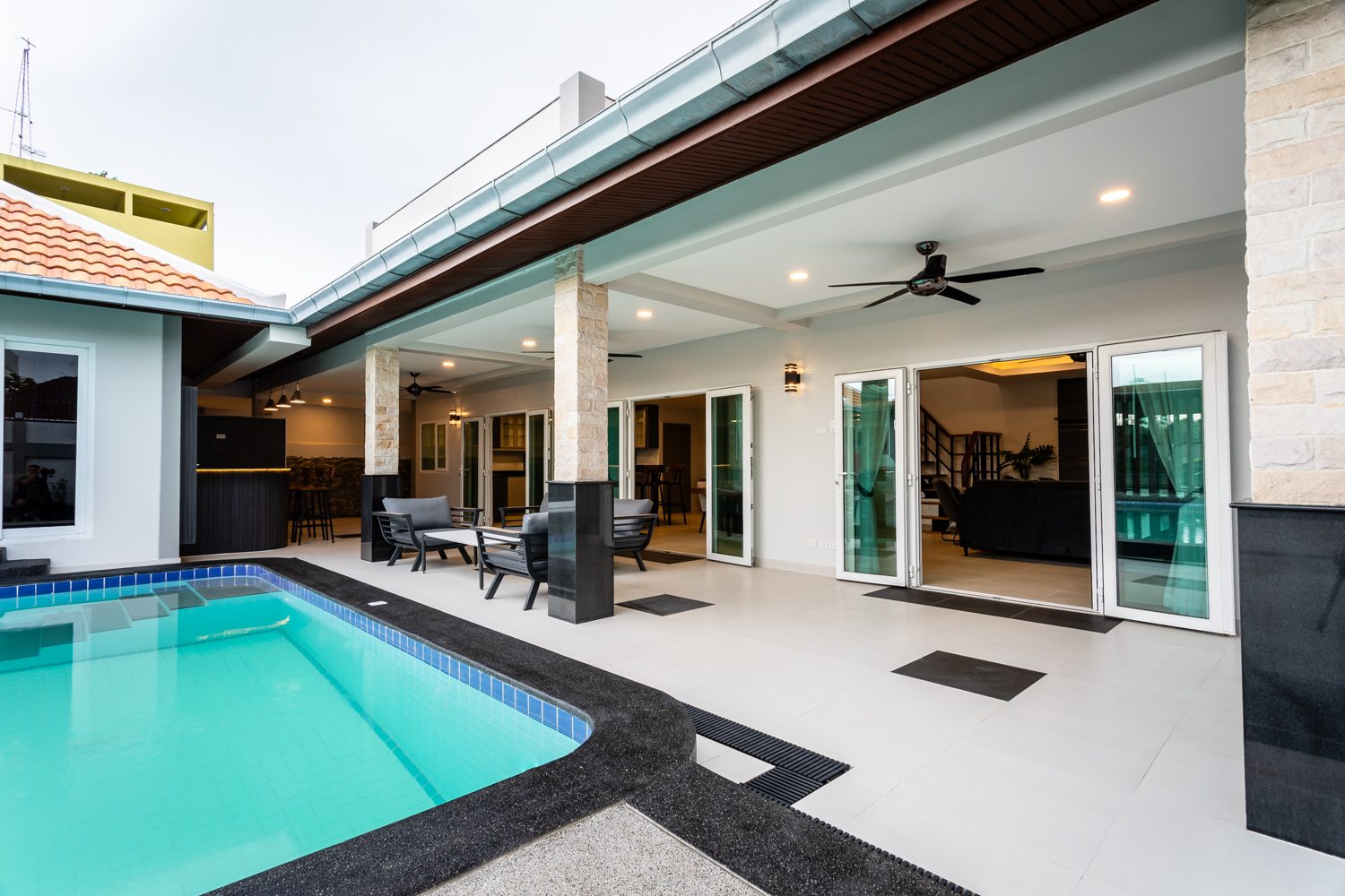 All-Inclusive Ready-to-Move-In Villa in Prime Mabprachan Location