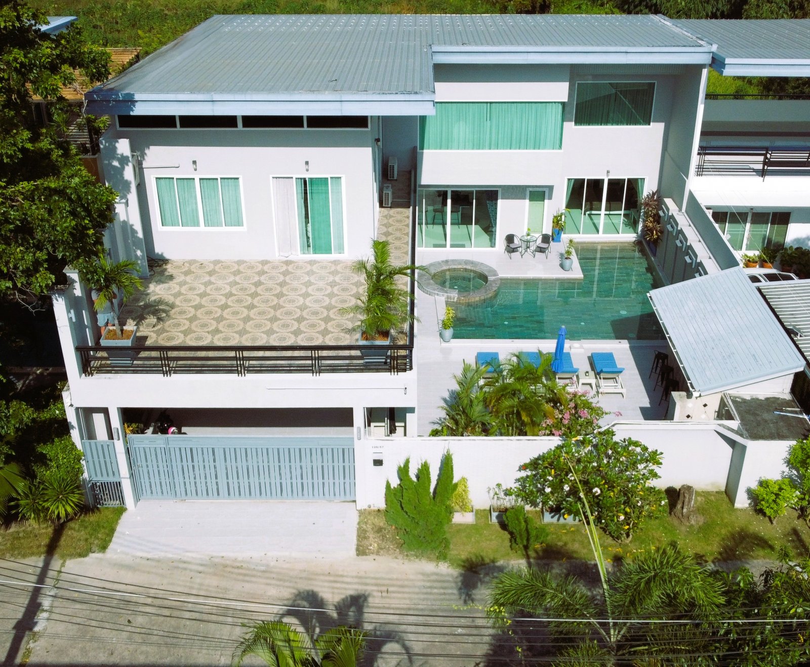 Life Unwids Here - Huay Yai Private Pool Villa For Sale